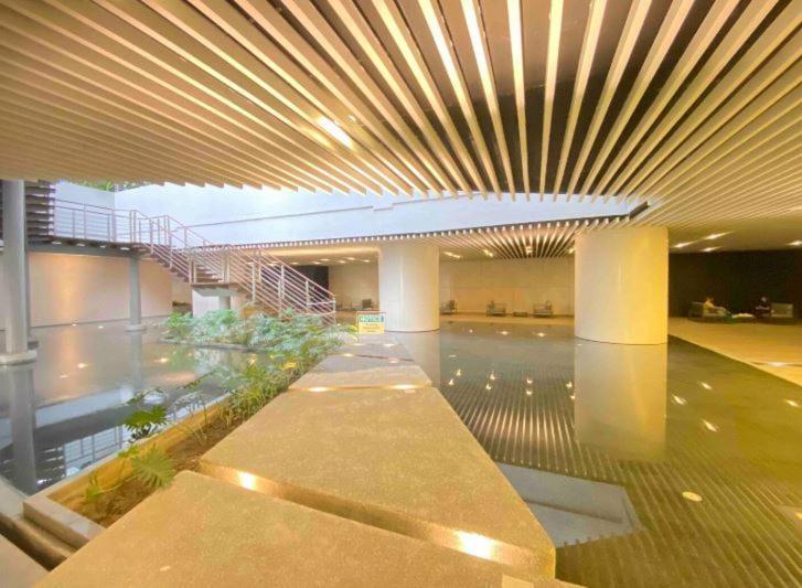 Air Luxury Makati Cbd With Balcony Apartment Manila Exterior photo